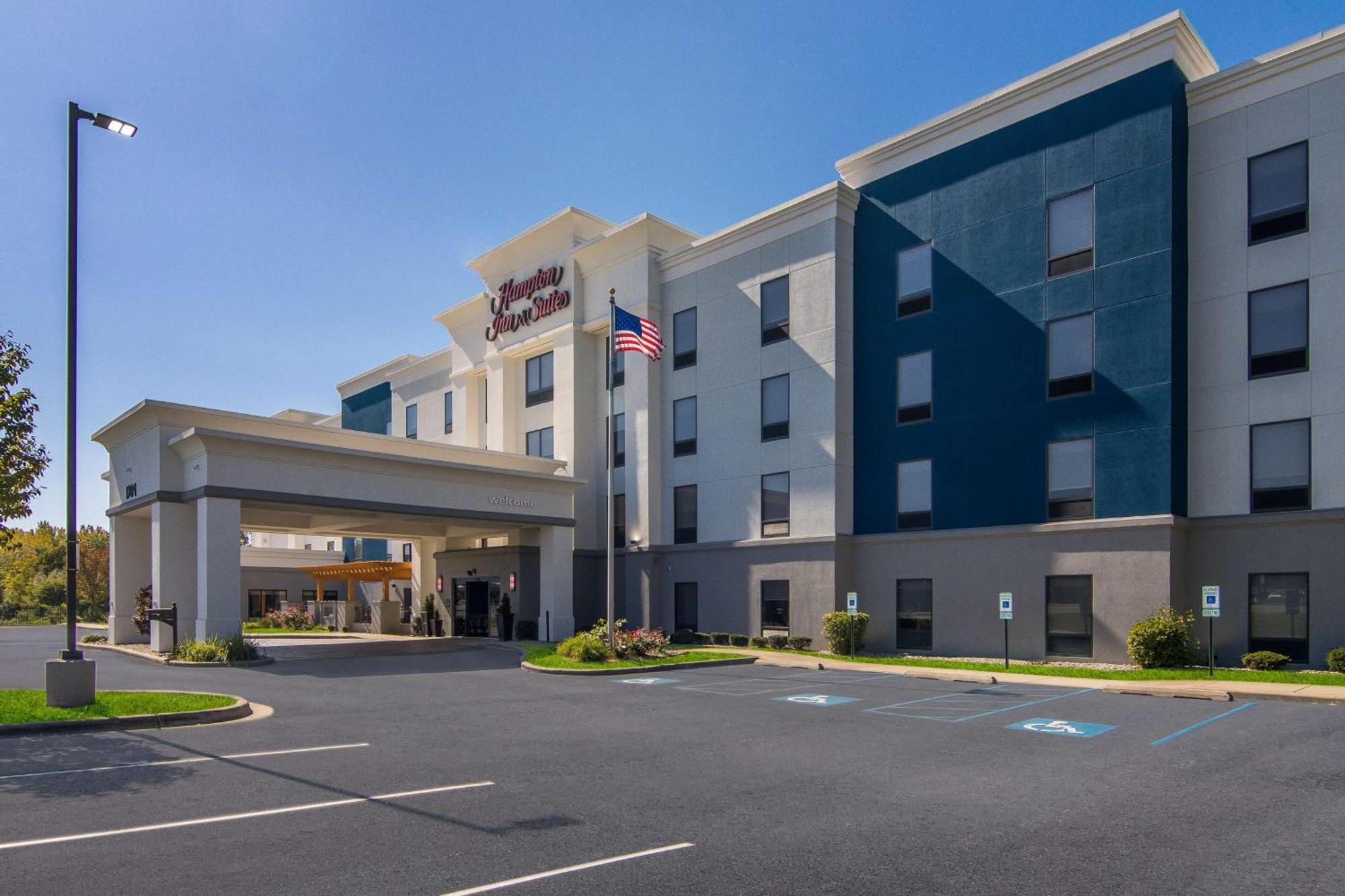 Hampton Inn & Suites Schererville Exterior photo